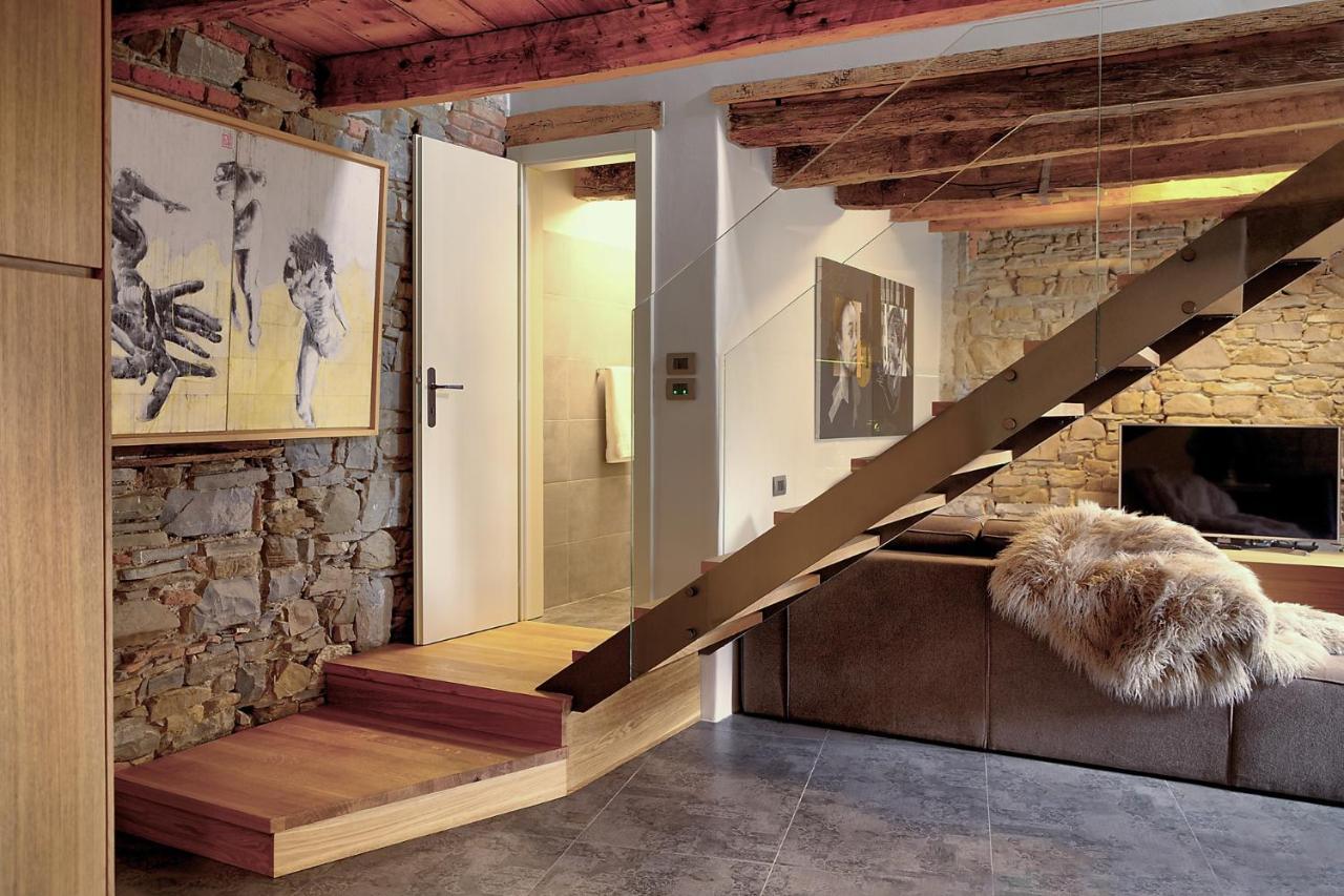 Aldila Art Rooms, Apartment And Vacation House Шмартно Экстерьер фото